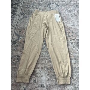 NWT Lululemon Sun Setter Jogger